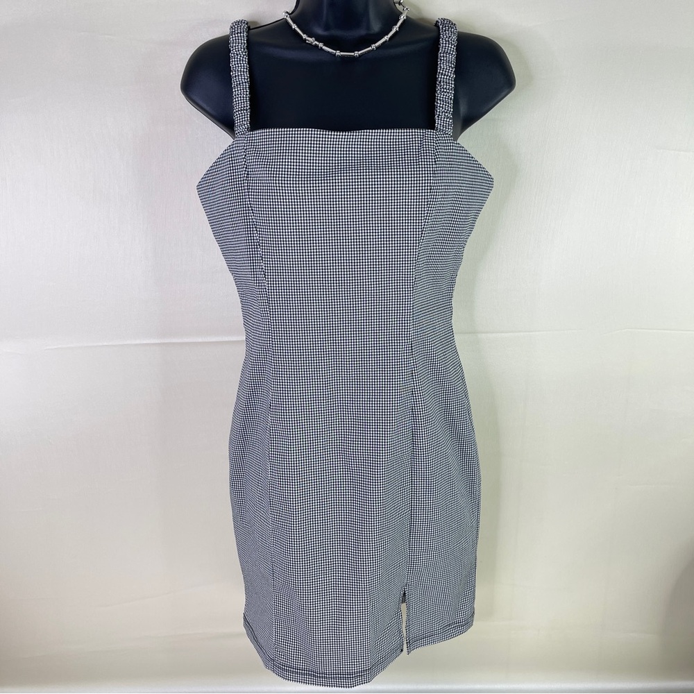 Forever 21 Gingham Plaid Square Neck Smocked Back Mini Dress Size M